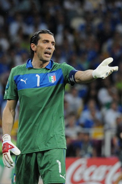外媒：部分s1mple课程用户未收到退款